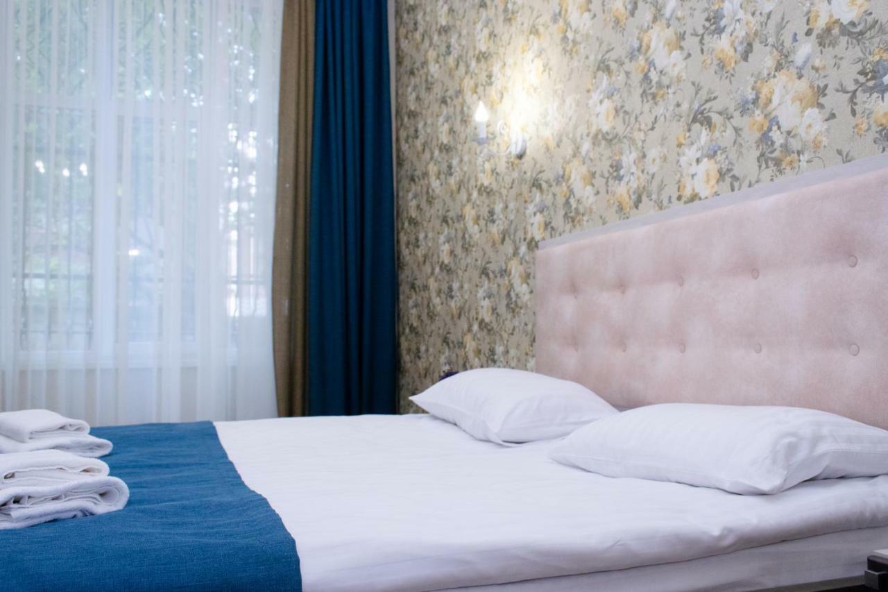 Apartment Barvy Lvova On Kostyushka St Dış mekan fotoğraf