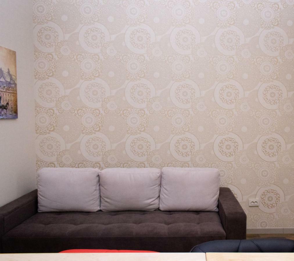 Apartment Barvy Lvova On Kostyushka St Dış mekan fotoğraf